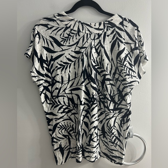 NWT tahari linen black and white button up - Picture 3 of 6